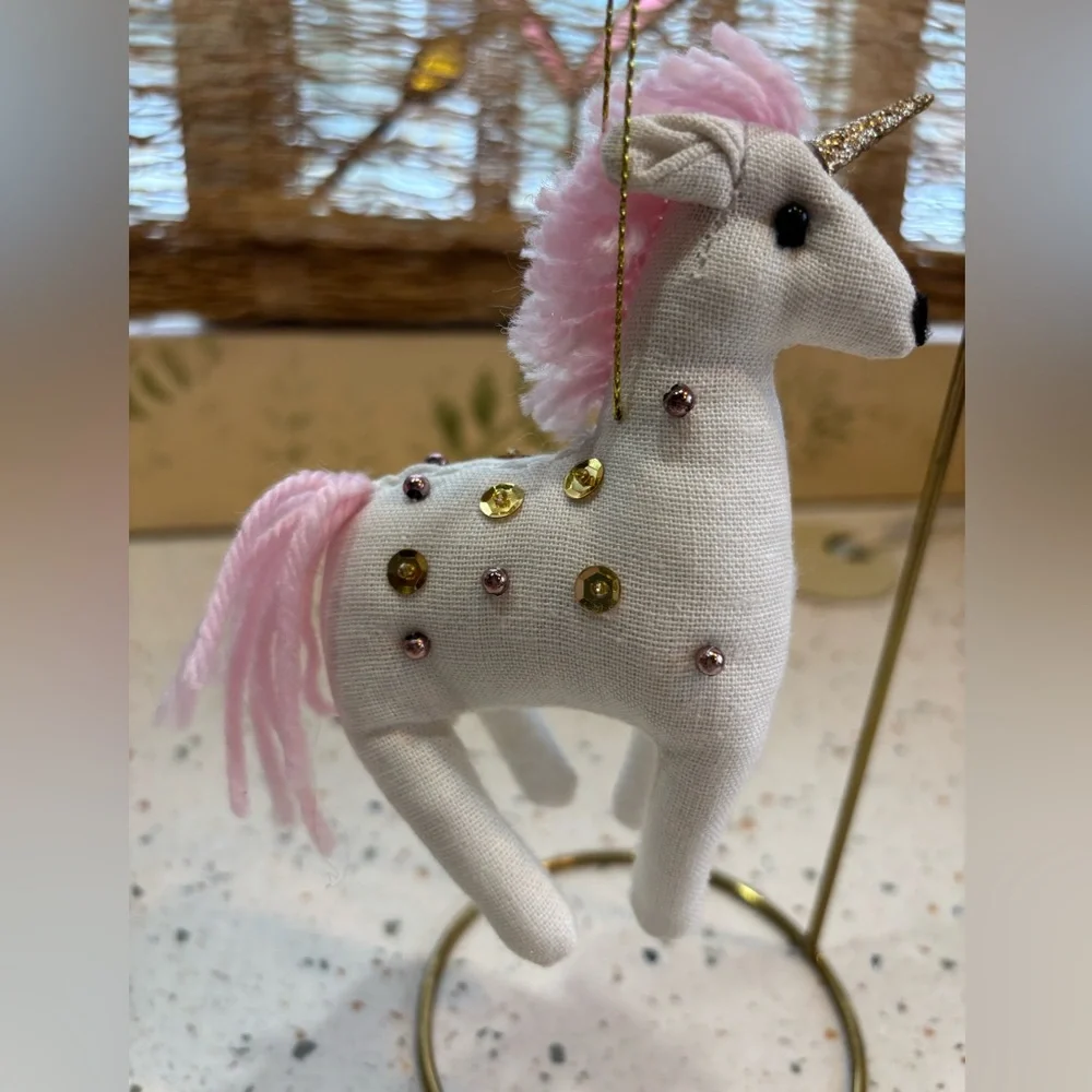 Target‎ Pink and Gold Unicorn Ornament